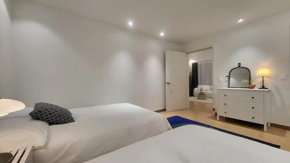 Oasis Apartment Seoul Bagian luar foto